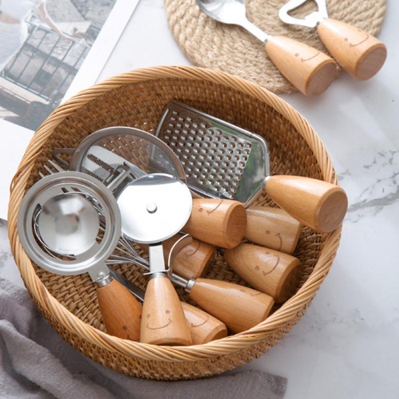 Handmade ห้องนั่งเล่นขนมขบเคี้ - Food And Snacks For Picnic บทวิจารณ์และราคา